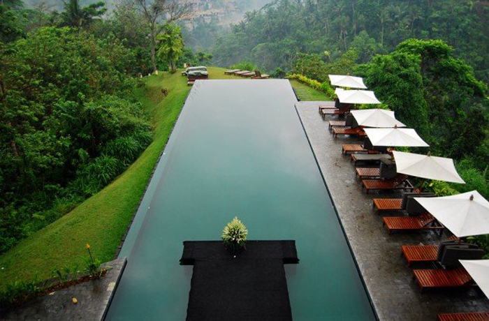 6.-Beautiful-hillside-resort-in-Bali-630x414